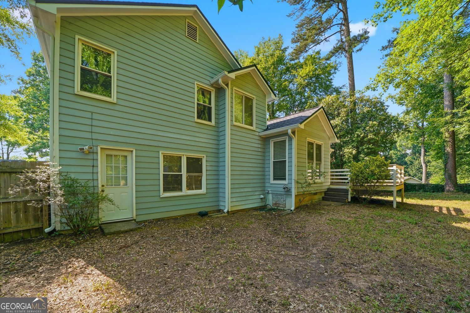3513 Robin Lane