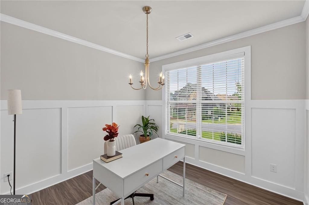 102 Edgeview Court