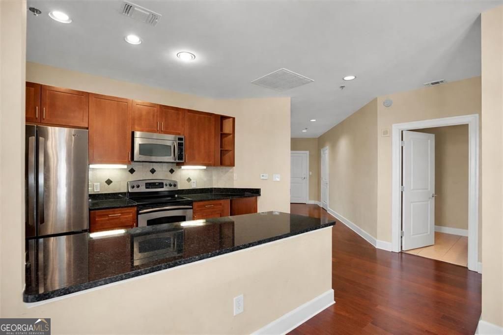 325 Paces Ferry Road # 1411