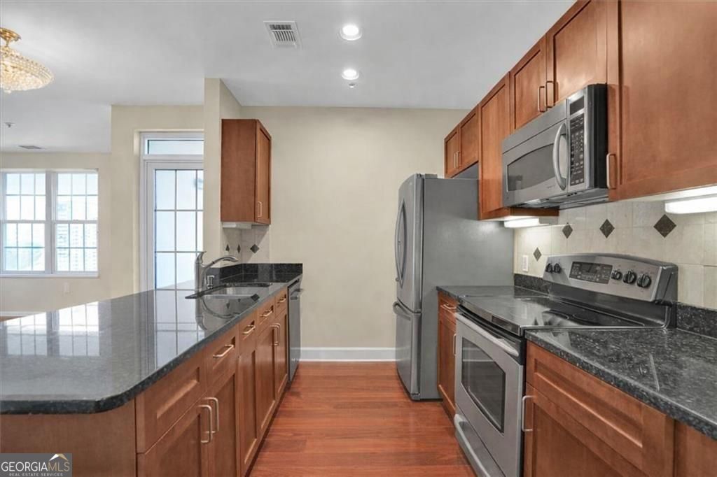 325 Paces Ferry Road # 1411