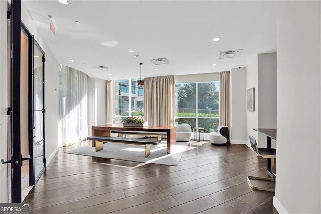 325 Paces Ferry Road # 1411