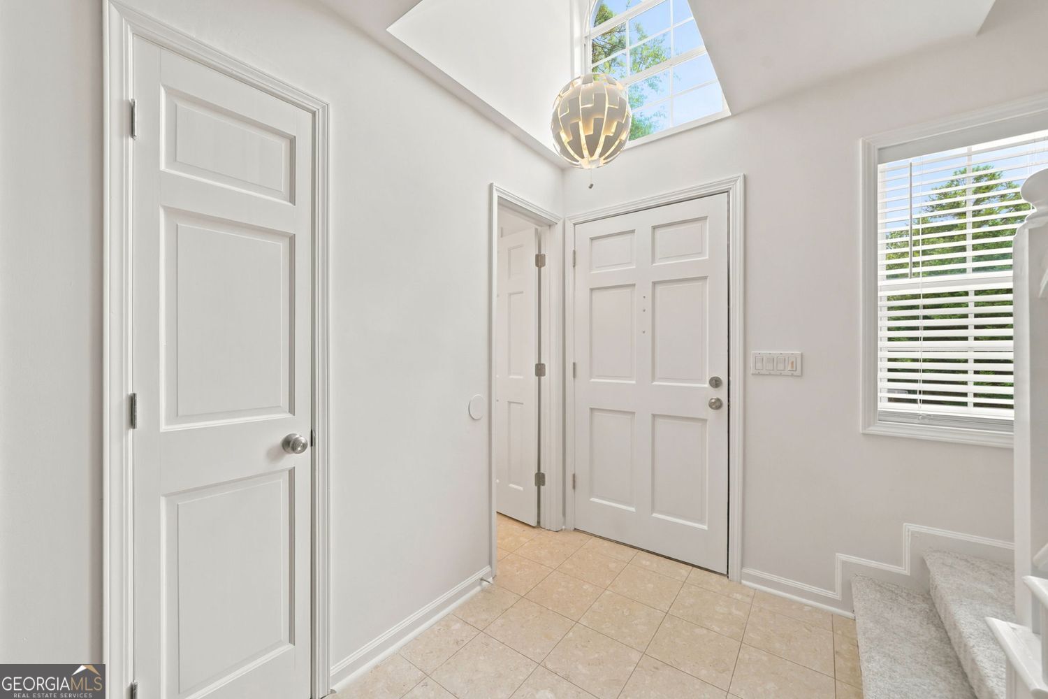 1632 Oakwood Court