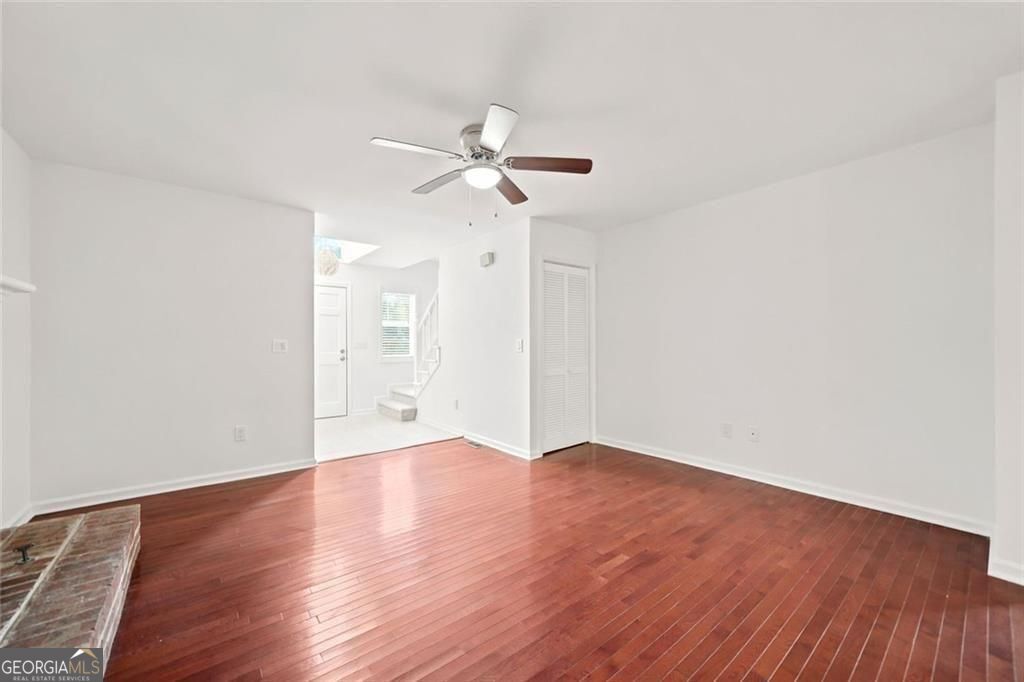 1632 Oakwood Court