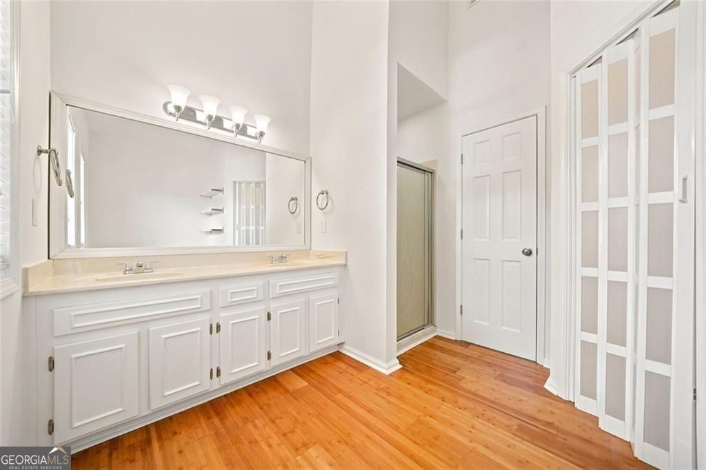 1632 Oakwood Court