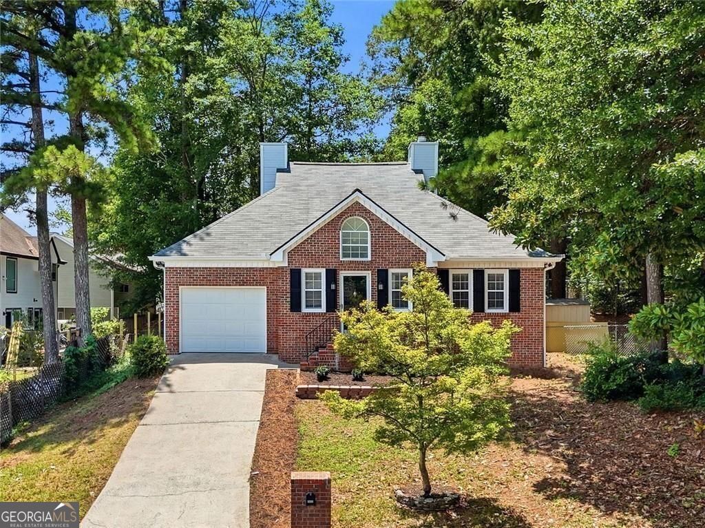 1632 Oakwood Court