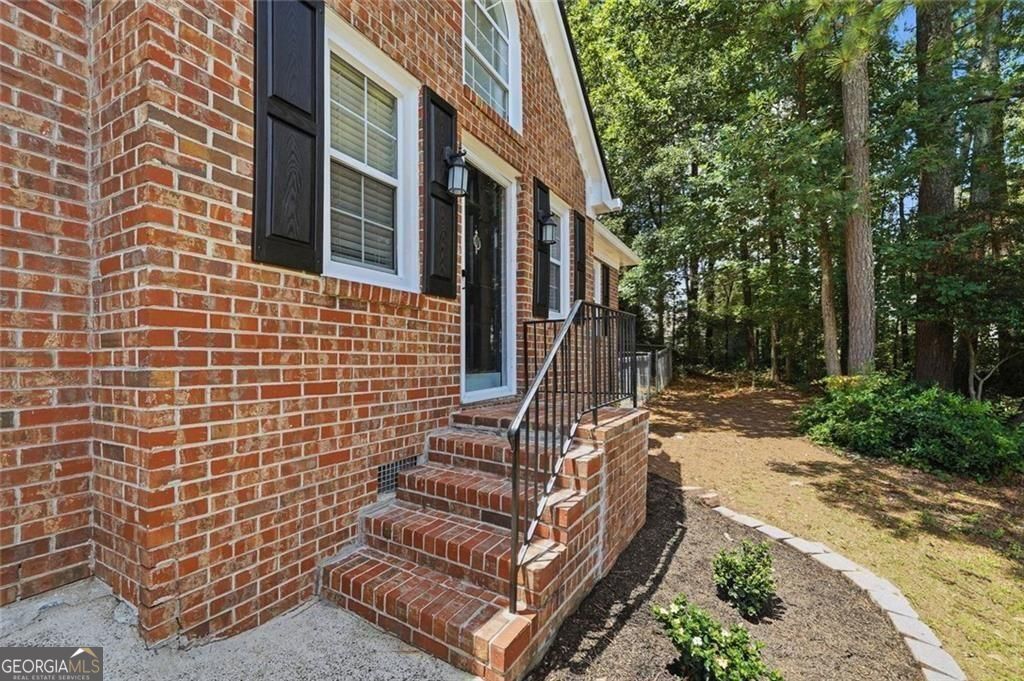 1632 Oakwood Court