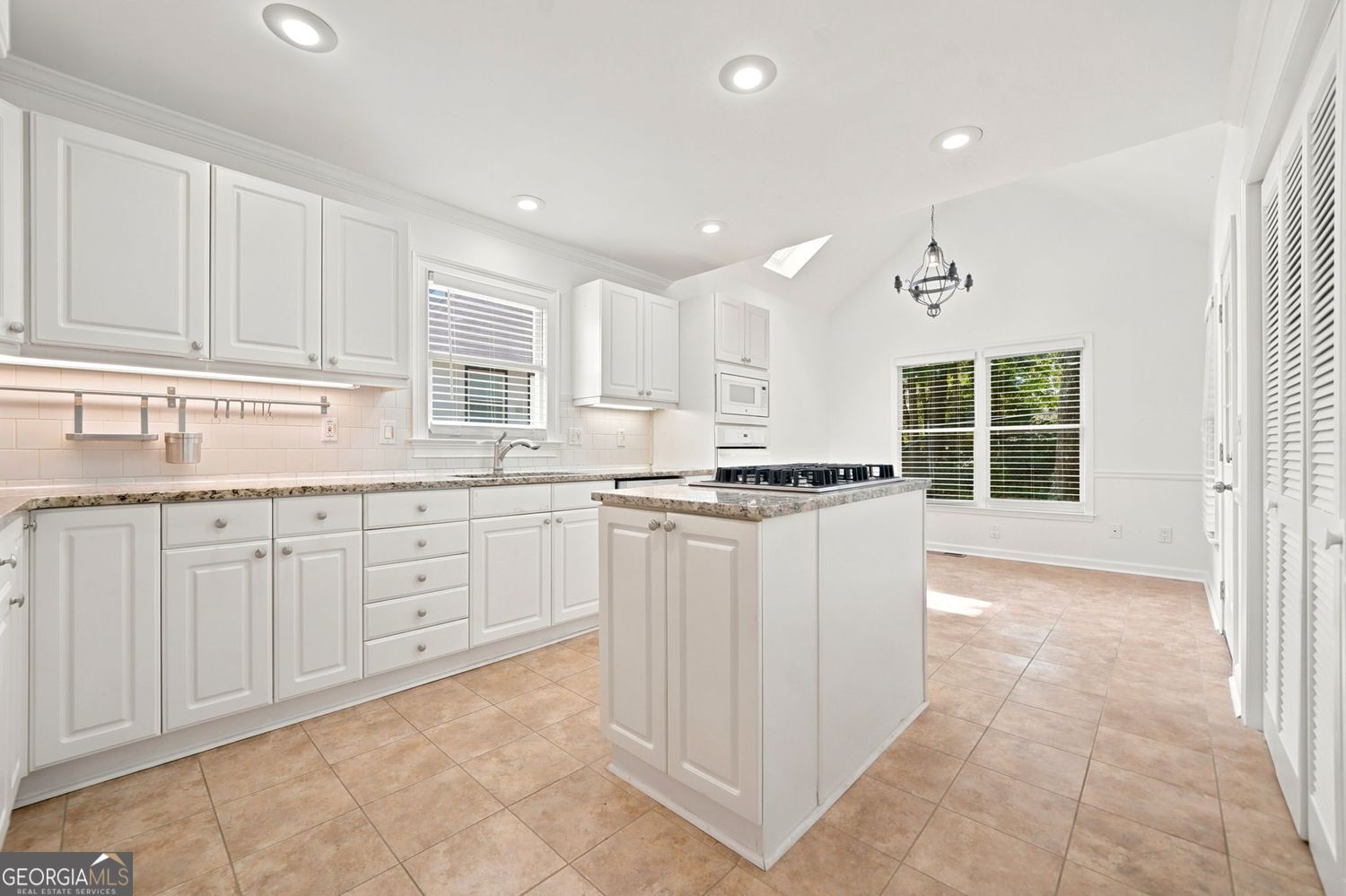 1632 Oakwood Court