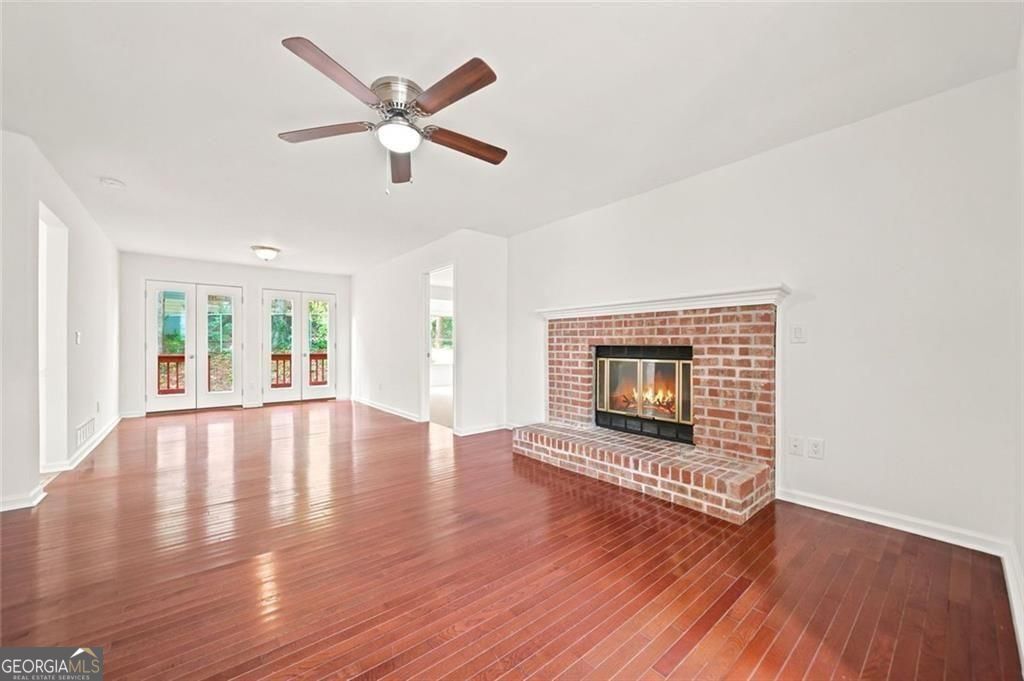 1632 Oakwood Court