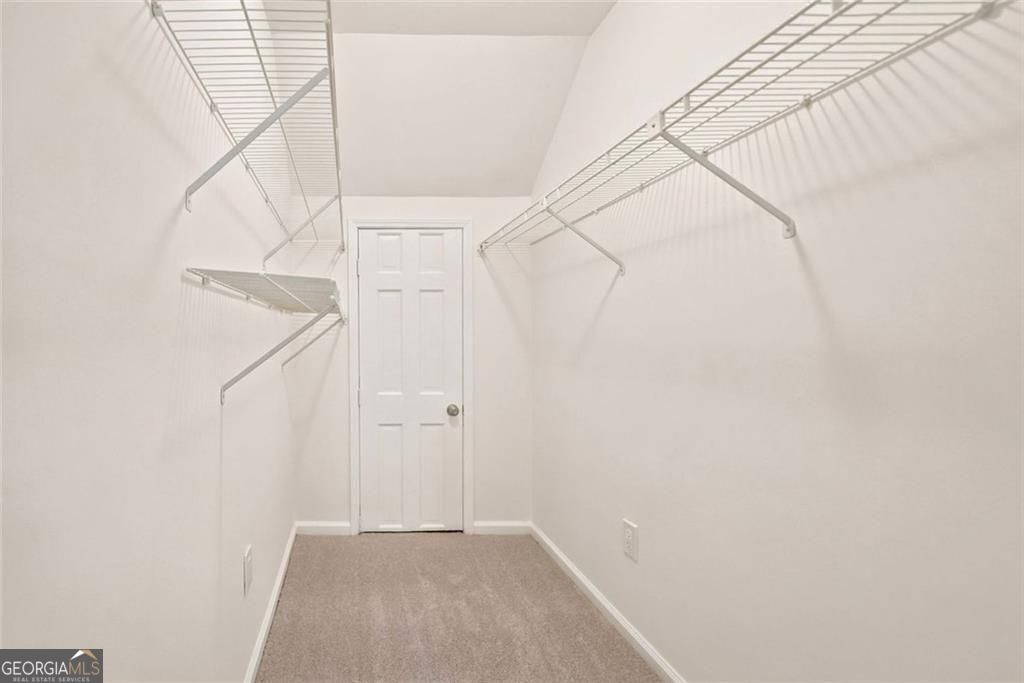 1632 Oakwood Court