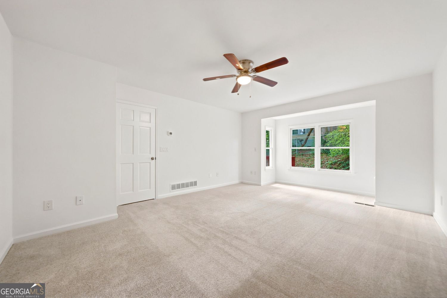 1632 Oakwood Court