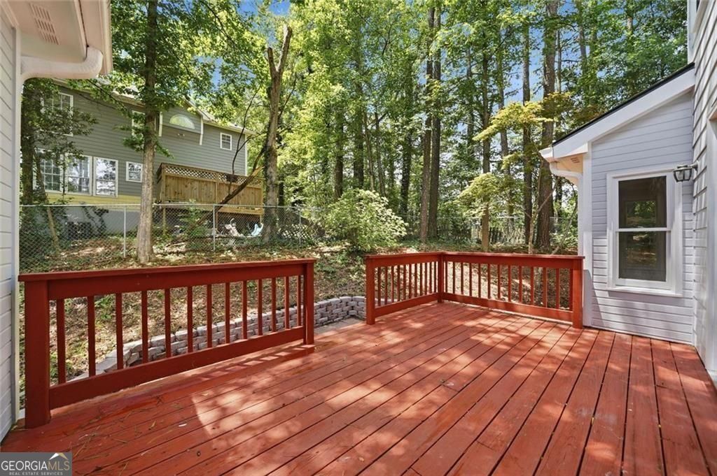 1632 Oakwood Court