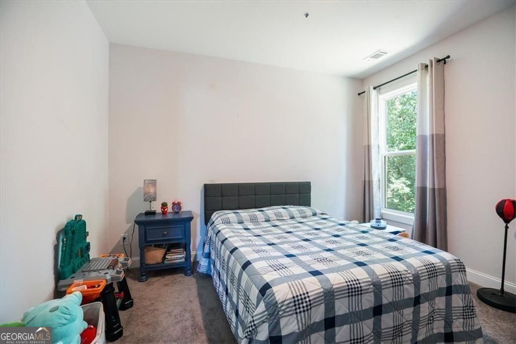 1335 County Line Road NW