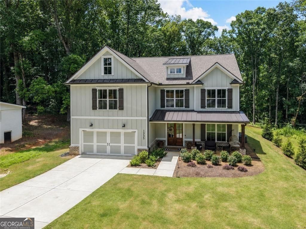 1335 County Line Road NW