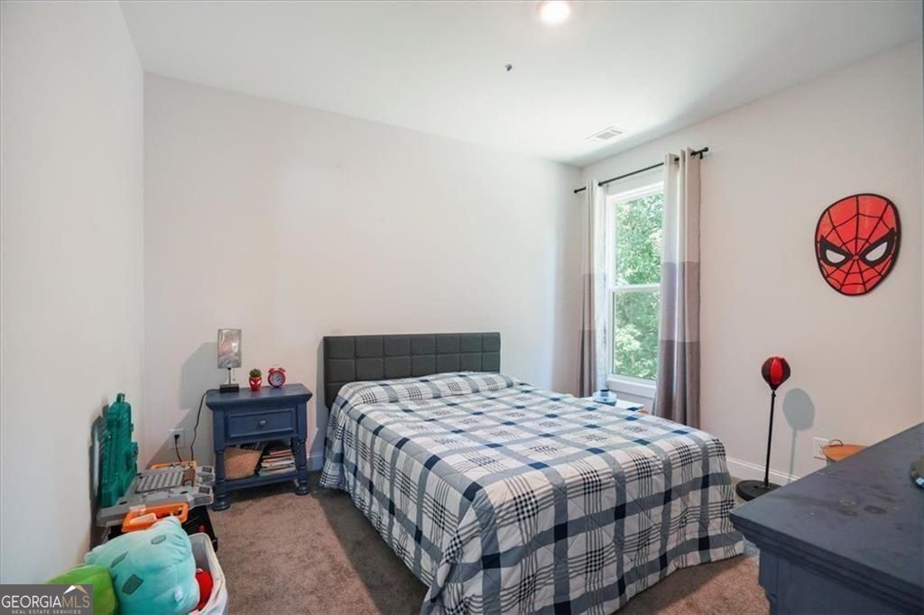 1335 County Line Road NW