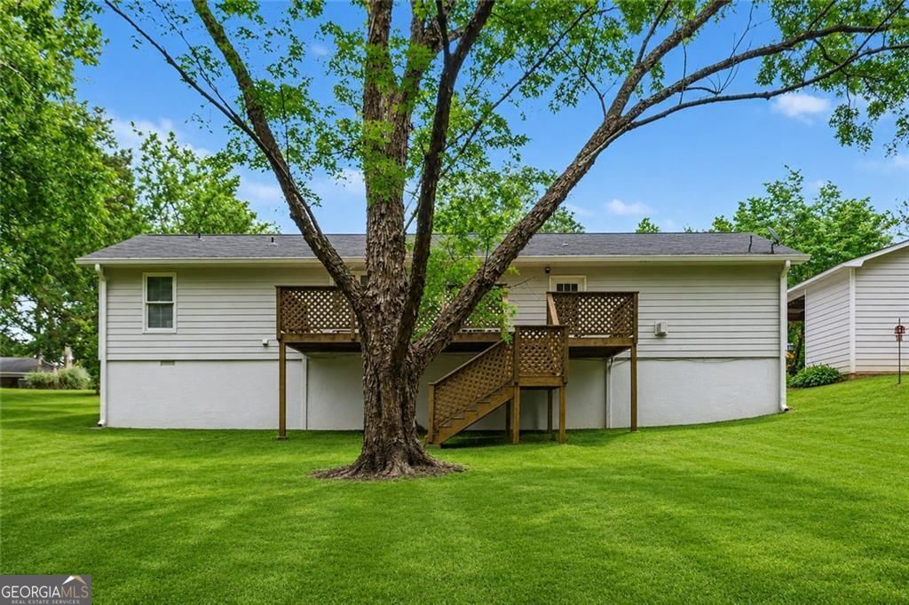 6 Bluebird Lane