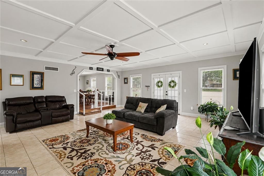 6 Bluebird Lane