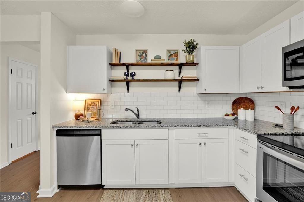 133 Bentley Parkway # C