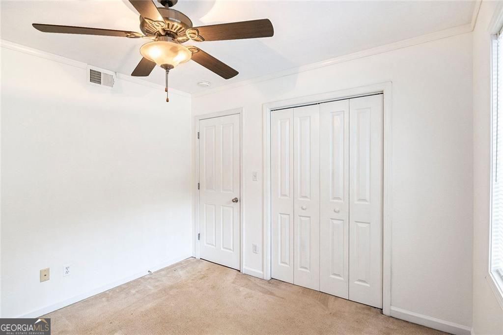 6940 Roswell Road # 16B