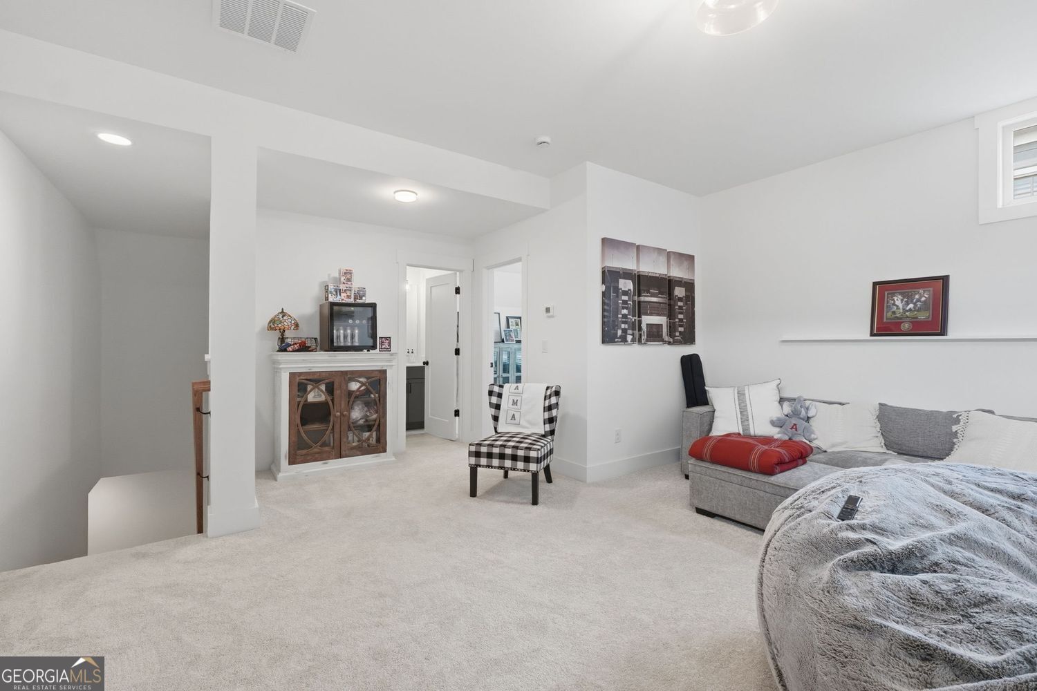 2010 Cottonwood Lane