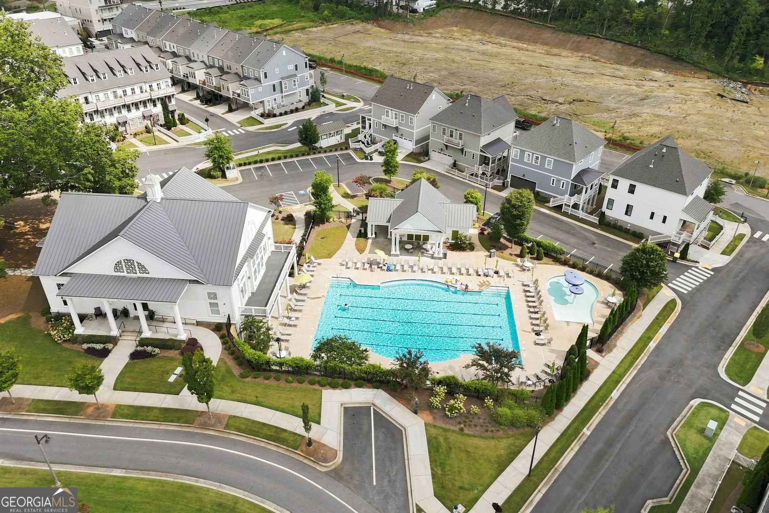 2010 Cottonwood Lane