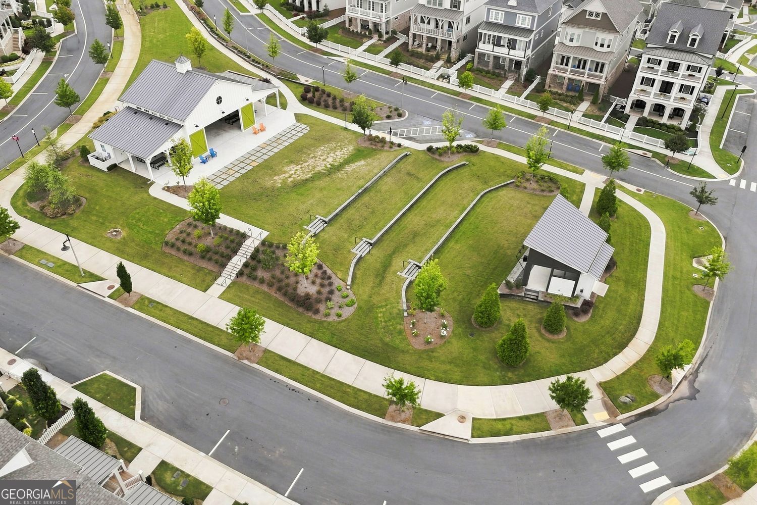 2010 Cottonwood Lane