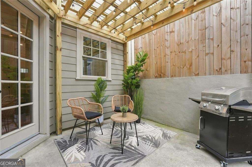 2010 Cottonwood Lane