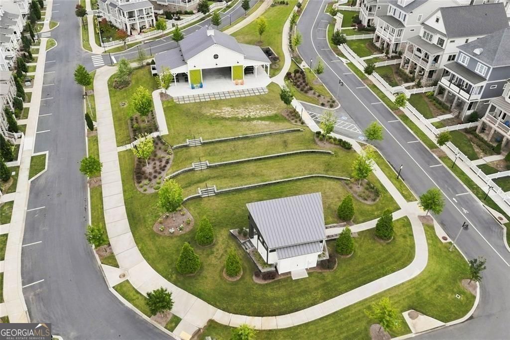 2010 Cottonwood Lane