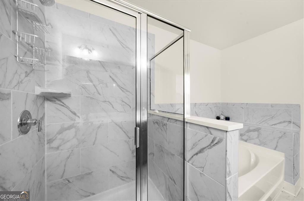 200 N Auburn Landing Place Unit: 200