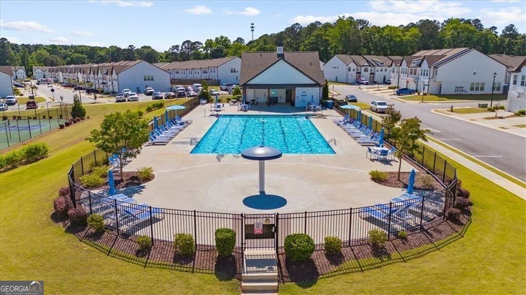200 N Auburn Landing Place Unit: 200
