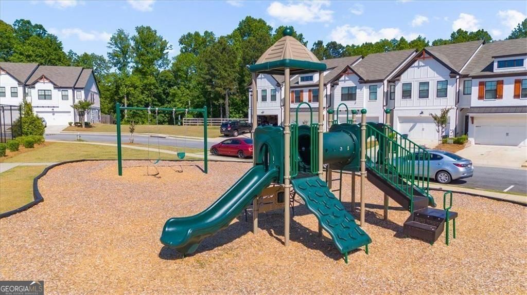 200 N Auburn Landing Place Unit: 200