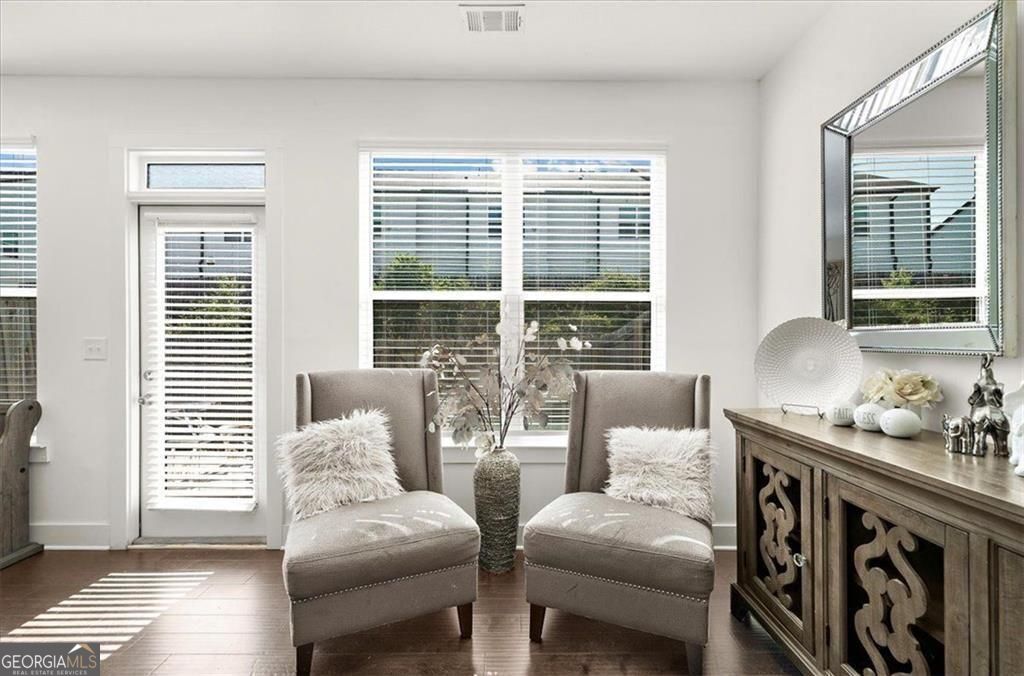 200 N Auburn Landing Place Unit: 200