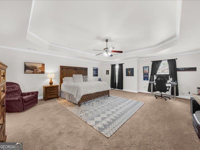5680 Banner Boulevard