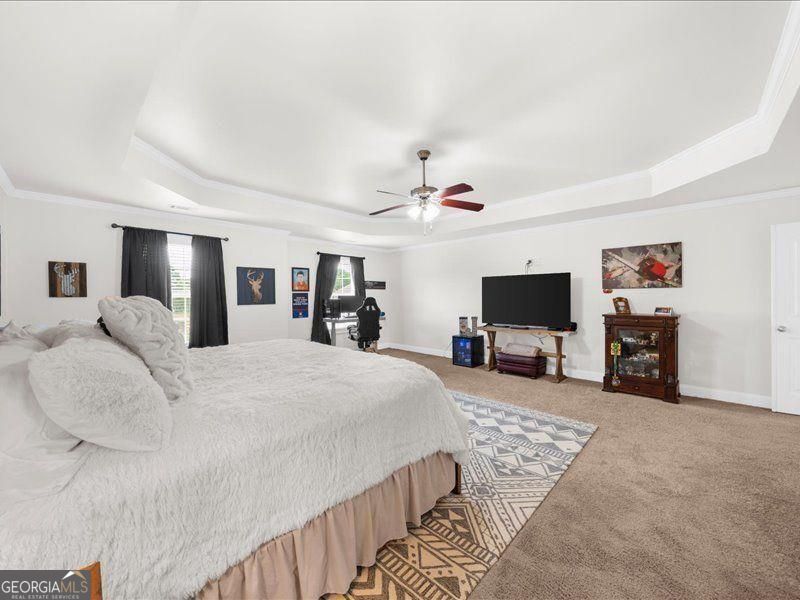 5680 Banner Boulevard