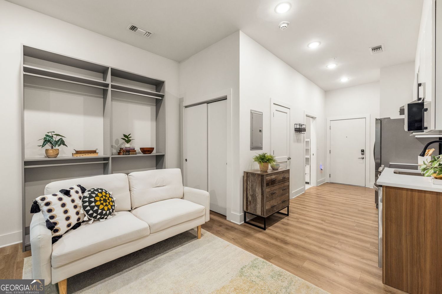 112 Rogers Street NE # 202
