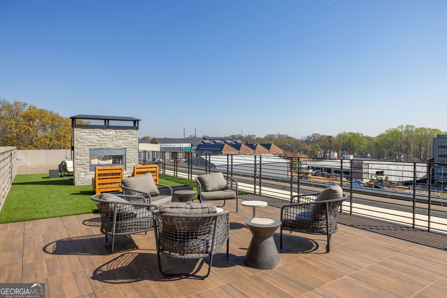 112 Rogers Street NE # 202