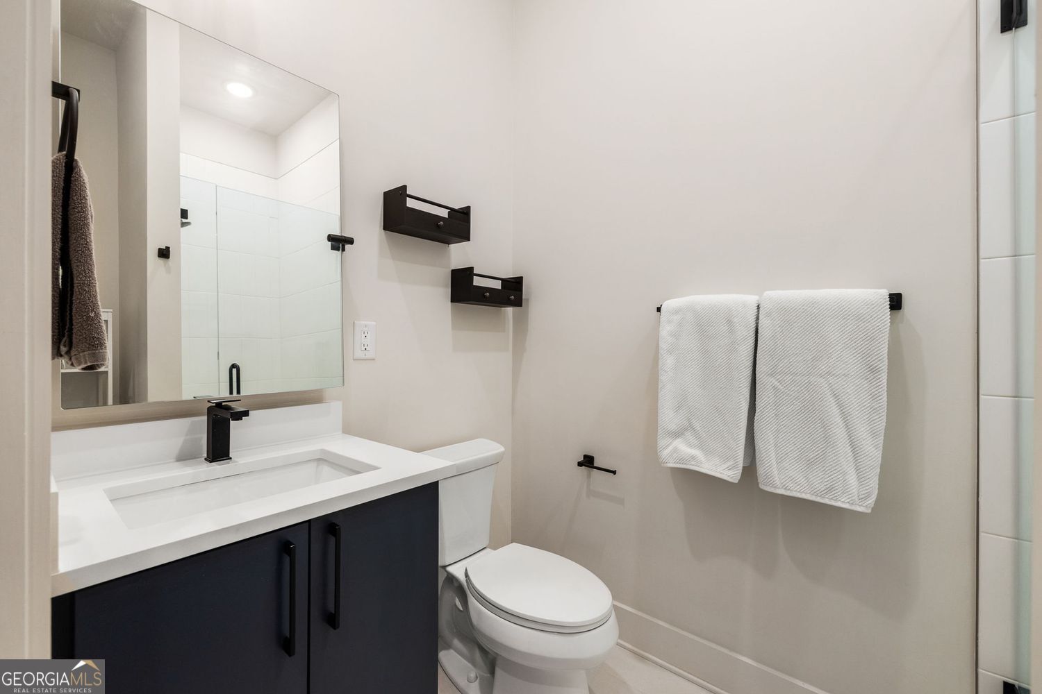 112 Rogers Street NE # 202