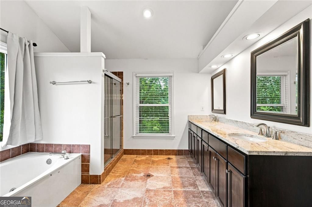 425 Fairford Lane
