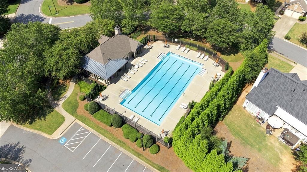 425 Fairford Lane