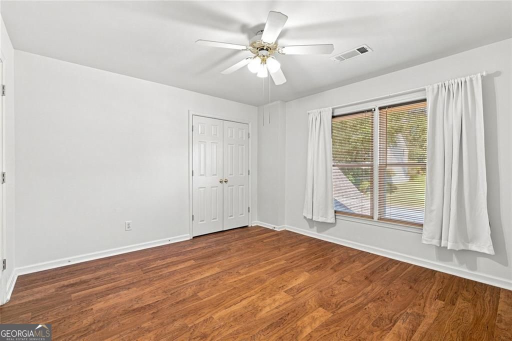425 Fairford Lane