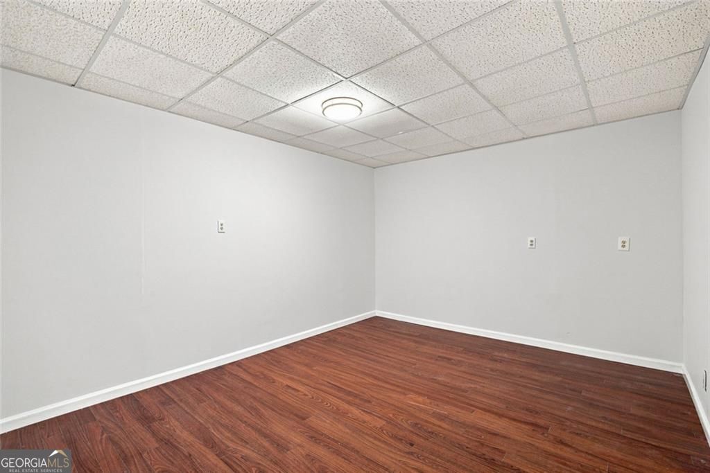 425 Fairford Lane