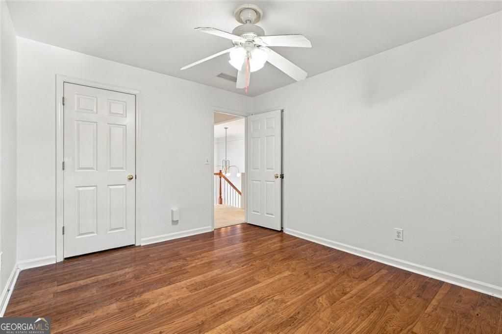 425 Fairford Lane