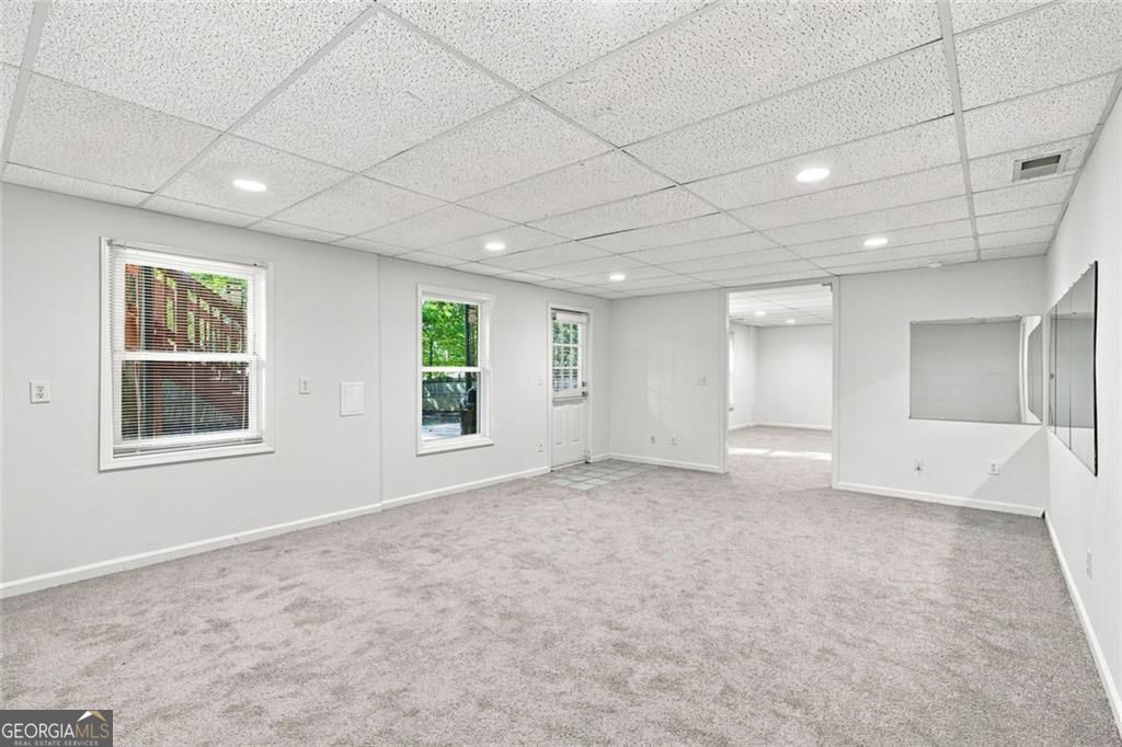 425 Fairford Lane