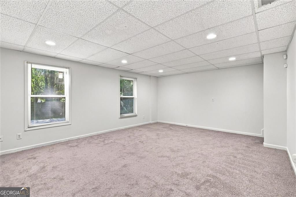425 Fairford Lane