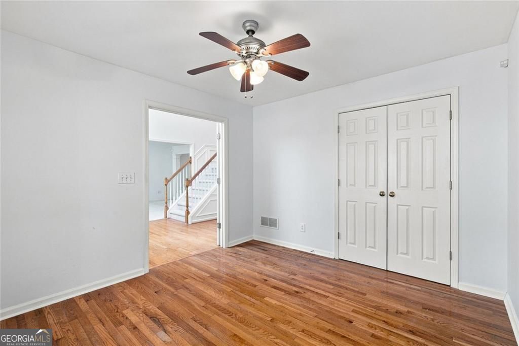 425 Fairford Lane