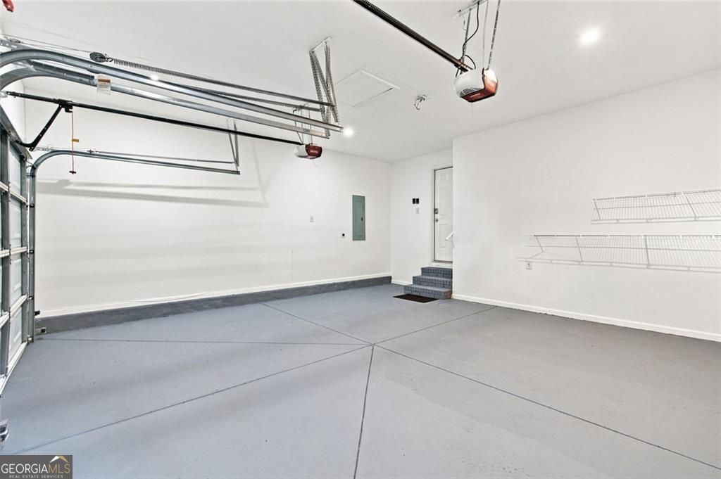 425 Fairford Lane