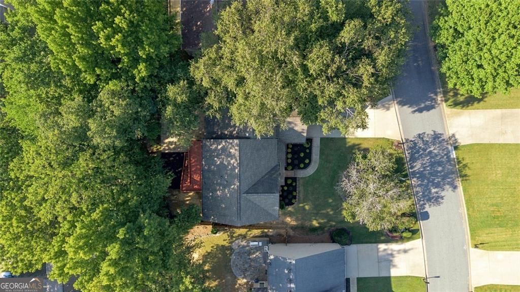 425 Fairford Lane