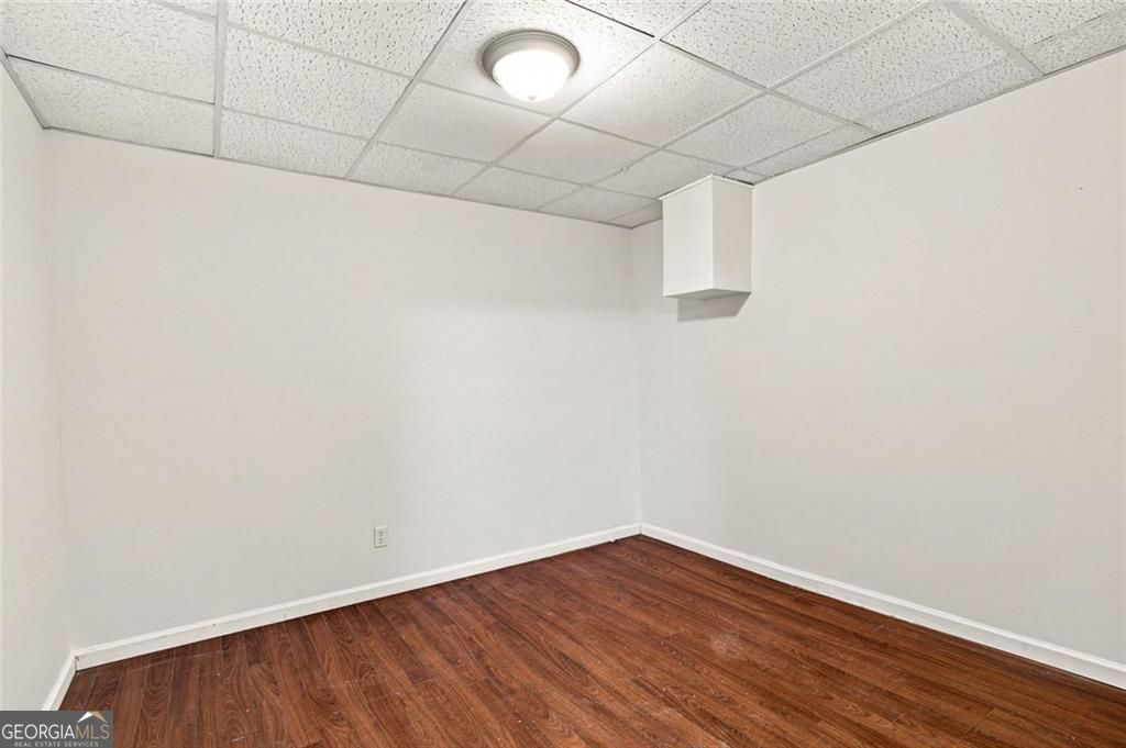 425 Fairford Lane