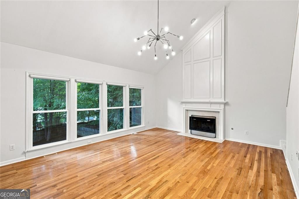 425 Fairford Lane