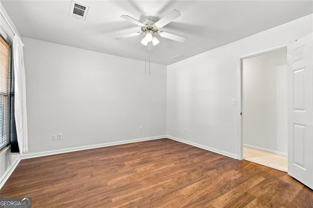 425 Fairford Lane