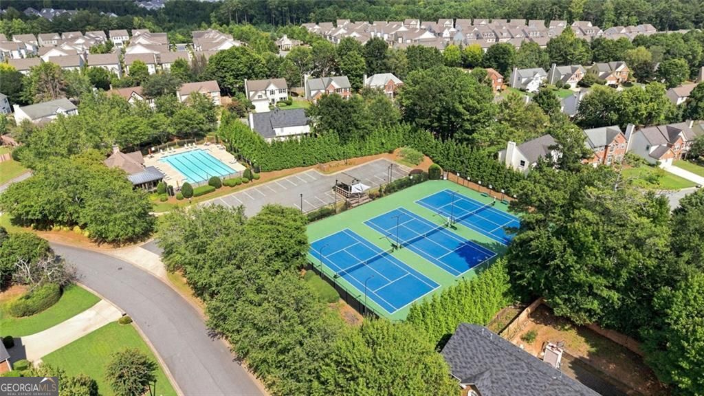 425 Fairford Lane